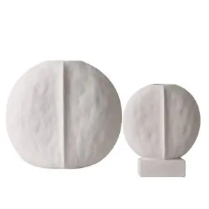 White round flat vase A-B