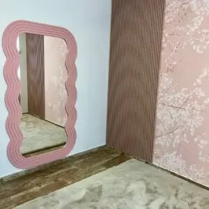 Wavy pink mirror
