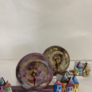 Clocks in two colors