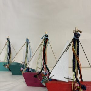 Ships in 5 colors